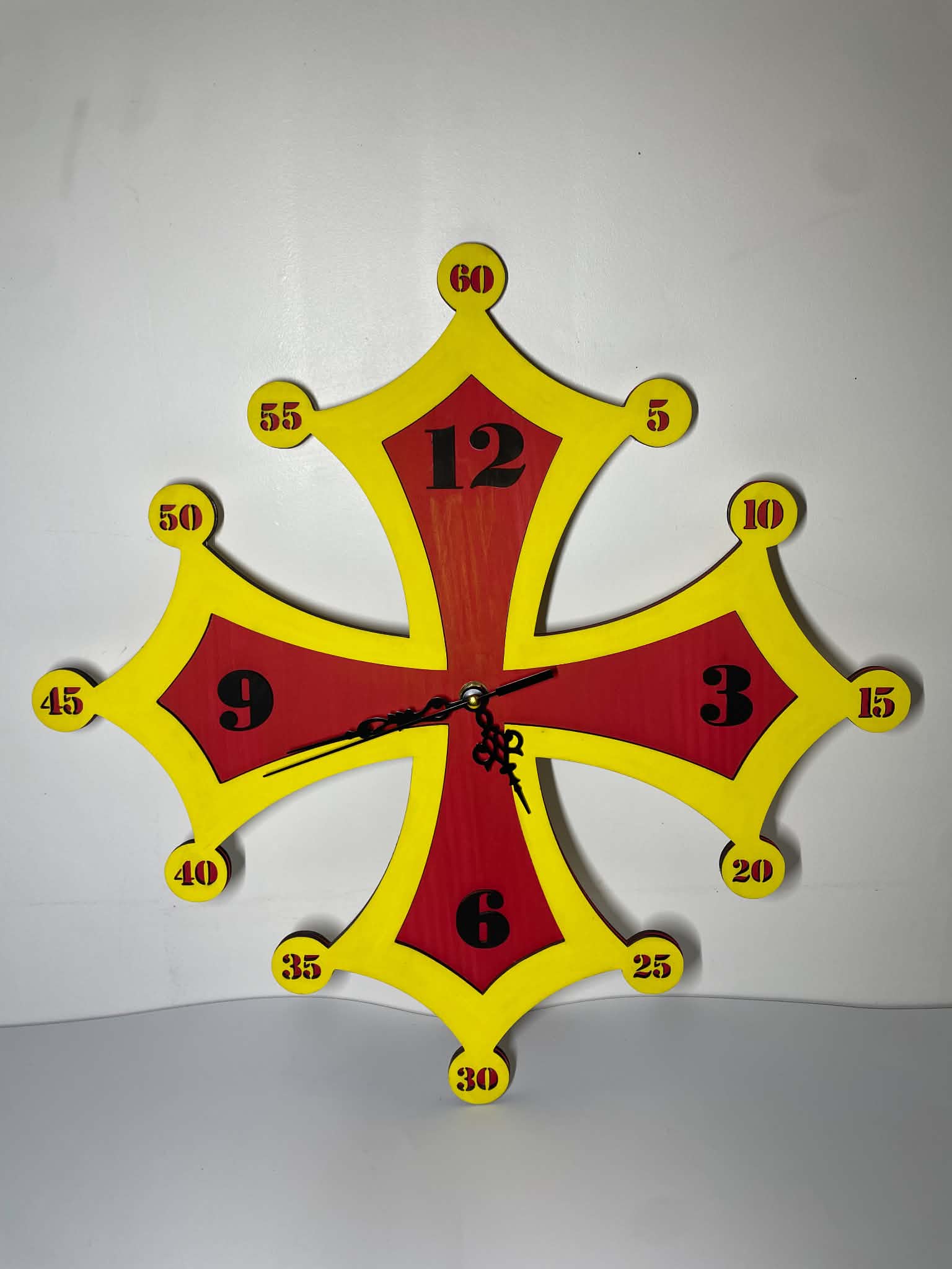 Horloge "Croix Occitane"